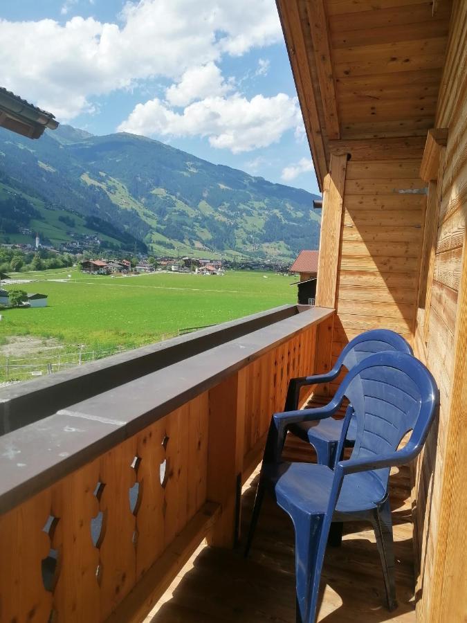Ferienhaus Andrea Ramsau im Zillertal Eksteriør billede